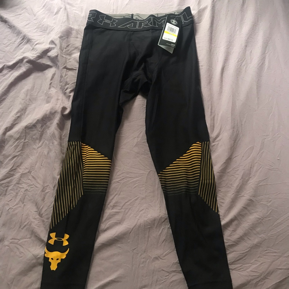 UA X Project Rock “Chase Greatness”Limited edition